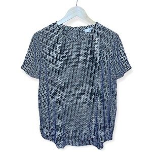 EUC Ann Taylor LOFT Geometric Print Short Sleeve Top